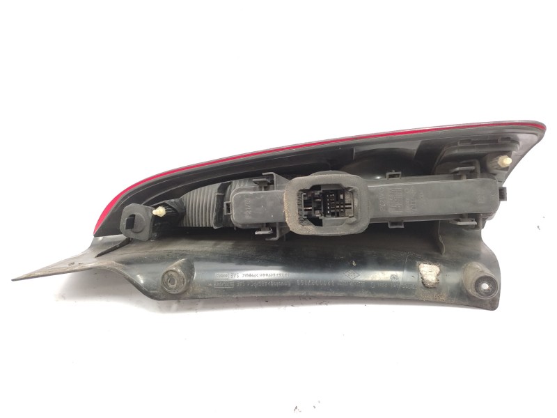 Piloto Trasero Izquierdo 8200027153  - Renault Espace Iv (jk0) 2.2 Dci Turbodiesel 2
