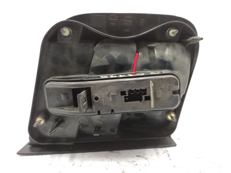 Piloto Trasero Derecho Interior 9151636  - Volvo S70 Berlina 2.5 Turbodiesel 4