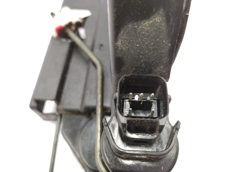 Cerradura Puerta Delantera Izquierda 7121021021  - Ssangyong Rodius 2.7 Turbodiesel Cat 3