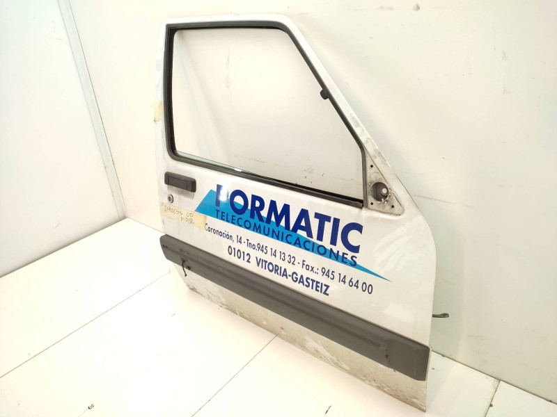 Puerta Delantera Derecha 7751466602  - Renault Rapid/express (f40) 1.0 3