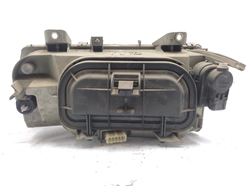Recambio de faro derecho para peugeot 806 2.0 turbo cat referencia OEM IAM 6205G8  