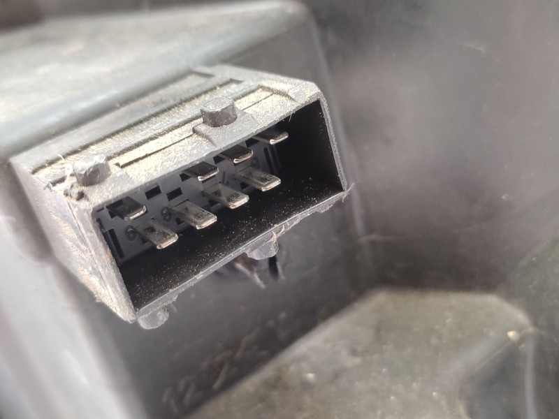 Recambio de faro derecho para peugeot partner monospace (5_, g_) 2.0 hdi referencia OEM IAM 6205AW  