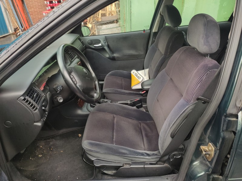 opel vectra b berlina del año 1999
