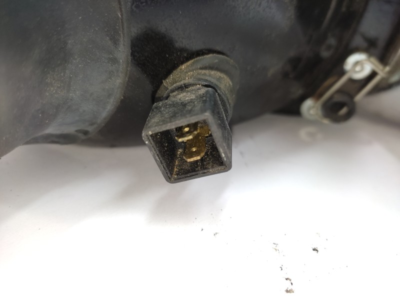 Recambio de faro derecho para citroën c15 referencia OEM IAM 405521101R  