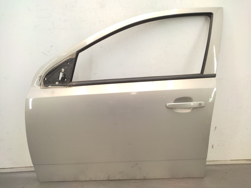Recambio de puerta delantera izquierda para opel astra h station wagon (a04) 1.7 cdti (l35) referencia OEM IAM 13208421  