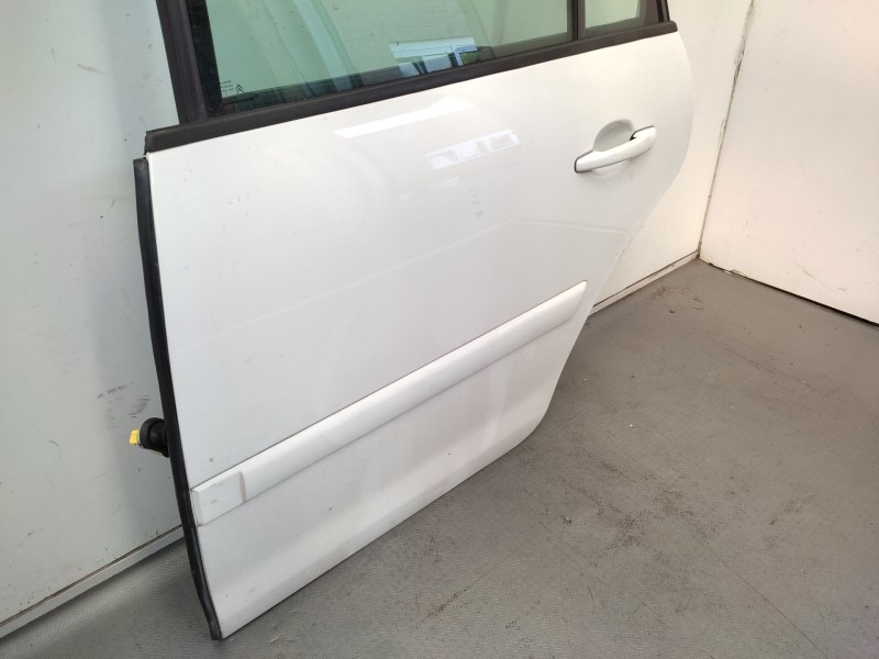 Puerta Trasera Izquierda 9006k4  - Citroën C4 Picasso 1.6 16v 3