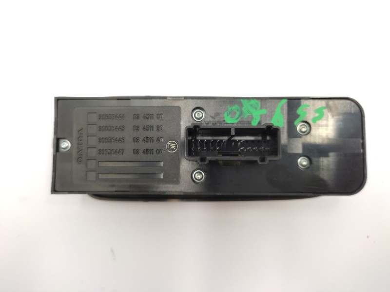 Mando Elevalunas Delantero Izquierdo 30658444  - Volvo S40 Berlina 2.4 Cat 4