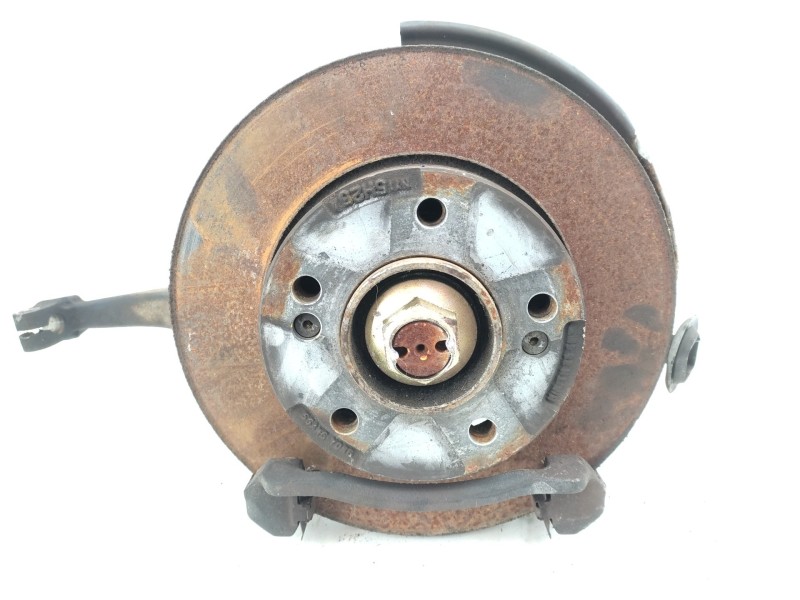 Mangueta Delantera Izquierda 4121021000  - Ssangyong Rodius 2.7 Turbodiesel Cat 3