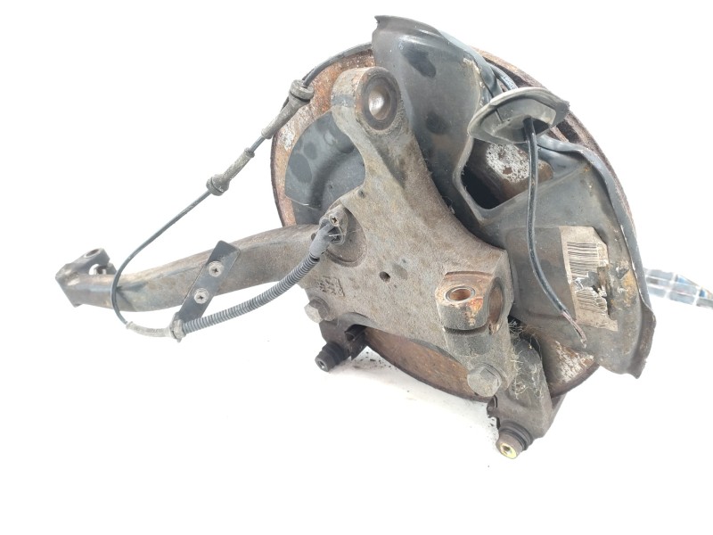 Mangueta Delantera Derecha 4122021000  - Ssangyong Rodius 2.7 Turbodiesel Cat 3