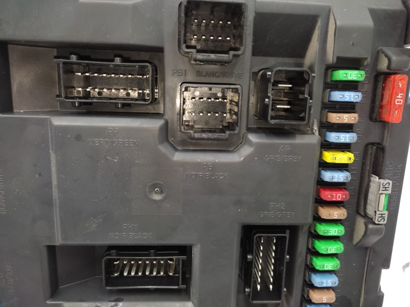 Caja Reles / Fusibles 9664983380  - Peugeot 207 Cc Sport 5