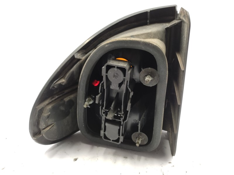 Piloto Trasero Derecho 7700420123  - Renault Laguna (b56) 1.6 2