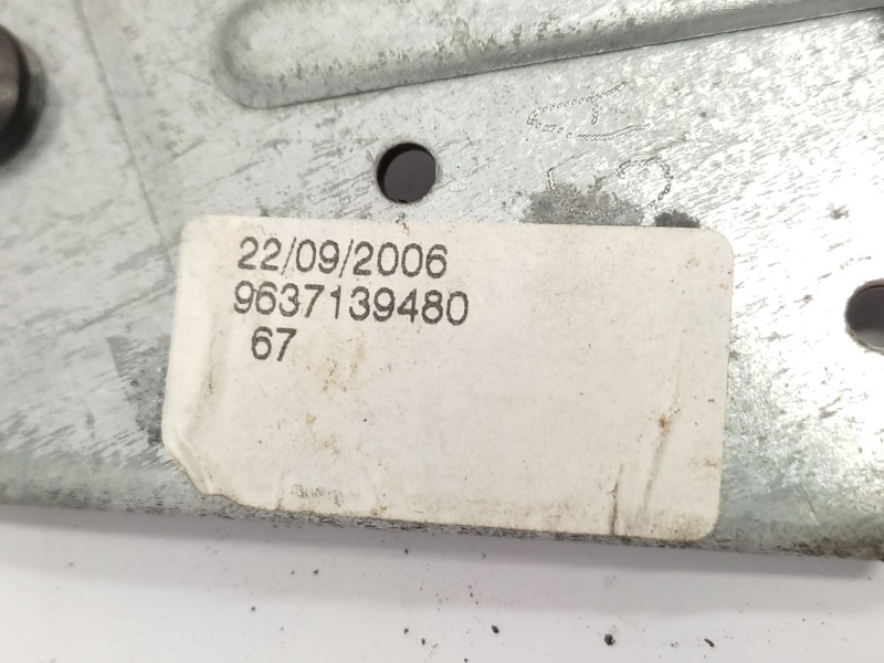 Elevalunas Delantero Izquierdo 9221k1  - Peugeot 307 (3a/c) 1.6 16v 4