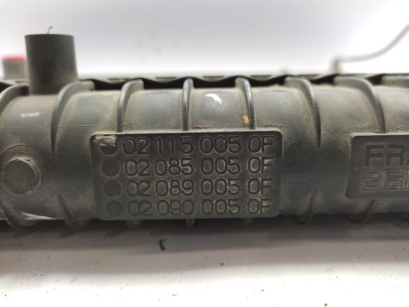 Radiador Agua 214109c602  - Nissan Serena (c23m) 2.0 Slx Diesel 5