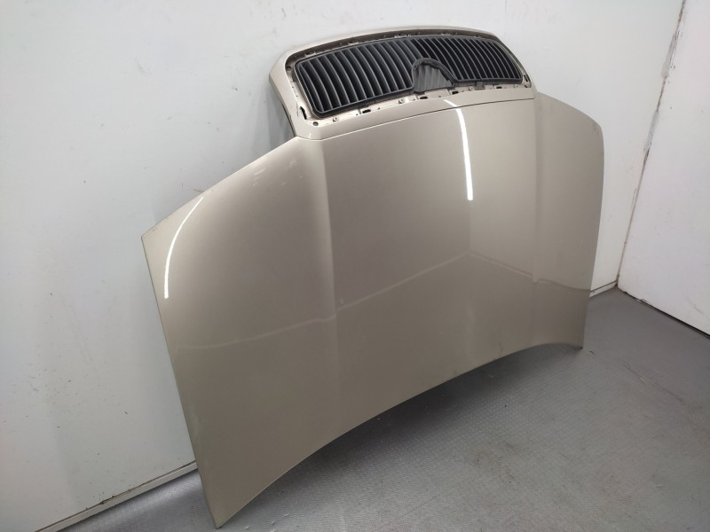 Capot 6y0823031  - Skoda Fabia (6y2/6y3) 1.2 12v 2