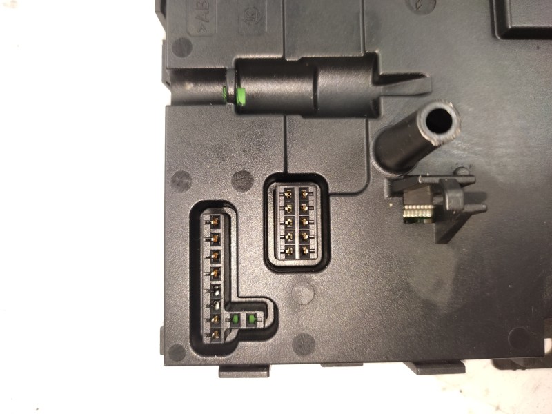Modulo Electronico 3c0953549a 05113810  - Volkswagen Passat Berlina (3c2) 2.0 Tdi 9
