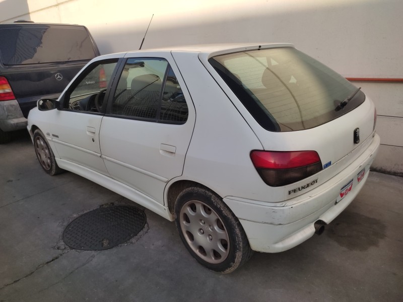 peugeot 306 berlina 3/4/5 puertas (s2) del año 2001