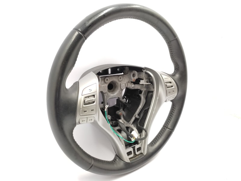 Volante 484304em5b  - Nissan Qashqai (j11) Acenta 2