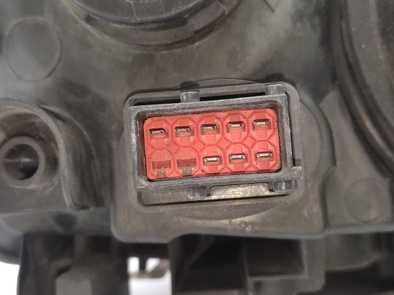 Recambio de faro izquierdo para saab 9-3 berlina 1.9 tid cat referencia OEM IAM 12799346  