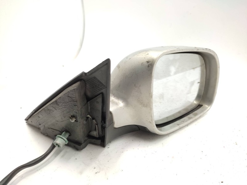 Recambio de retrovisor derecho para volkswagen passat berlina (3b2) 1.6 referencia OEM IAM 3B0857934  