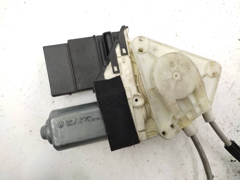 Elevalunas Trasero Izquierdo 1k0959703b  - Seat Altea (5p1) 1.2 Tsi 2