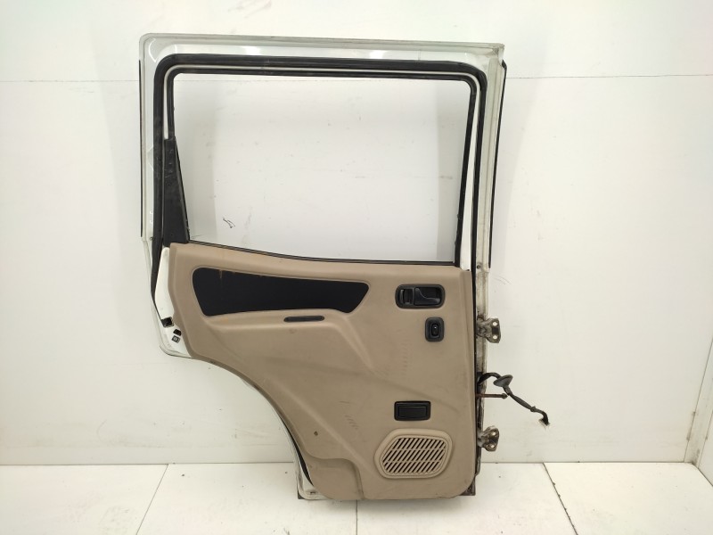 Puerta Trasera Izquierda 821017f630  - Nissan Terrano/terrano.ii (r20) Sr (5-ptas.) 4