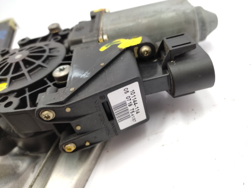 Elevalunas Trasero Izquierdo 4b0839397b  - Audi A6 Berlina (4b2) 1.8 20v Turbo 2