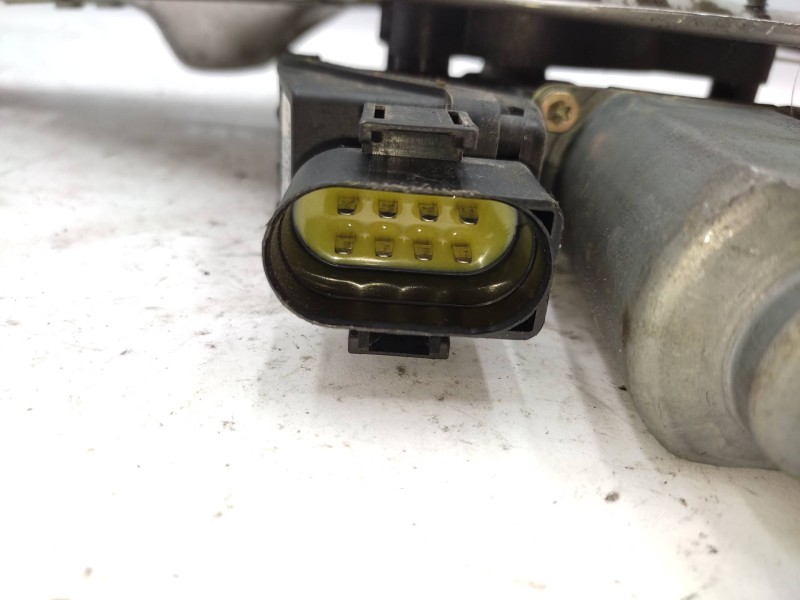 Elevalunas Trasero Derecho 4b5839753  - Audi A6 Berlina (4b2) 1.8 20v 2