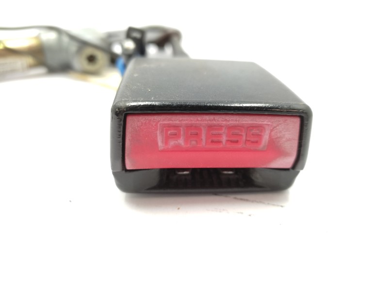 Recambio de pretensor airbag izquierdo para renault megane i fase 2 berlina (ba0) 1.4 referencia OEM IAM 7700832665J  
