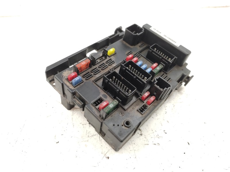 Recambio de caja reles / fusibles para peugeot 307 (s1) xr clim referencia OEM IAM 9650664180 6580J1 