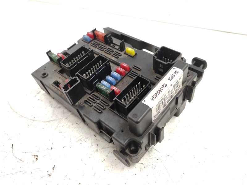 Caja Reles / Fusibles 9650664180  - Peugeot 307 (s1) Xr Clim 7
