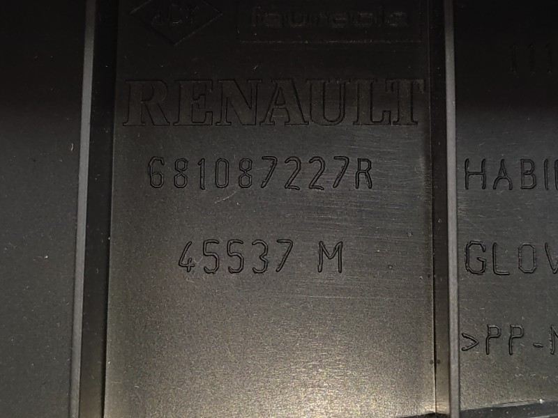 Guantera 681087227r  - Renault Clio Iv 1.5 Dci Diesel Fap 3
