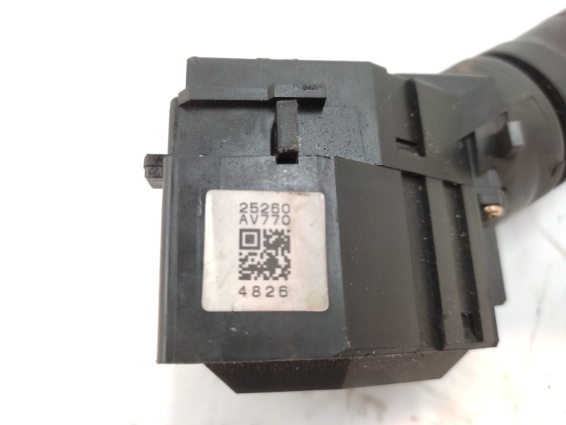 Mando Limpia 25260av770  - Nissan Terrano/terrano.ii (r20) 2.4 Cat 5