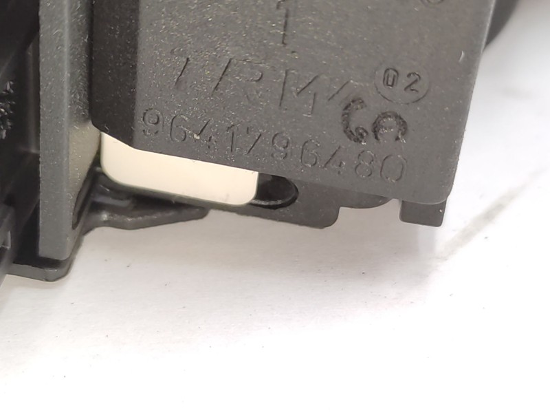 Mando Multifuncion 9641796480 6242z8  - Peugeot 207 1.4 16v Cat (kfu / Et3j4) 4