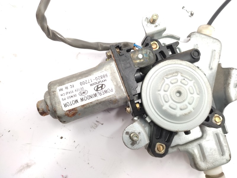 Elevalunas Trasero Derecho 8340417010  - Hyundai Matrix (fc) 1.6 Cat 2