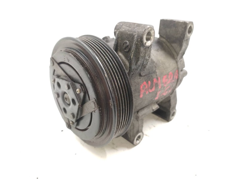 Recambio de compresor aire acondicionado para nissan almera (n15) slx referencia OEM IAM 926009F501  