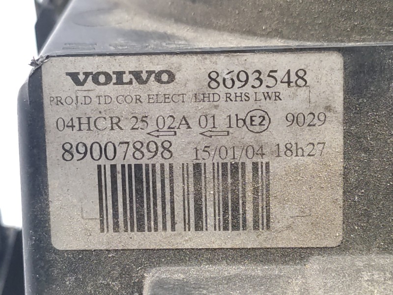 Faro Derecho 89007898 8693548  - Volvo V70 Familiar 2.4 (103kw) 6