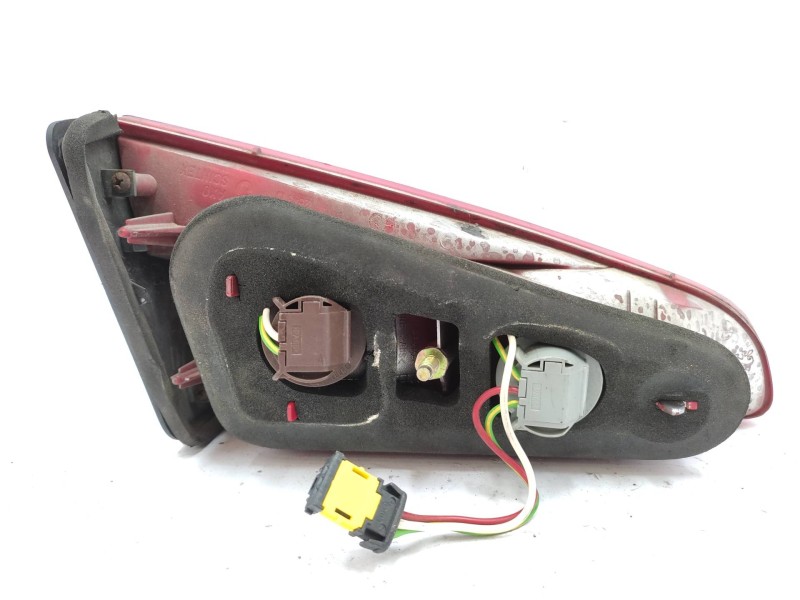 Piloto Trasero Derecho Interior 6351n2  - Peugeot 607 (s1) Básico 2