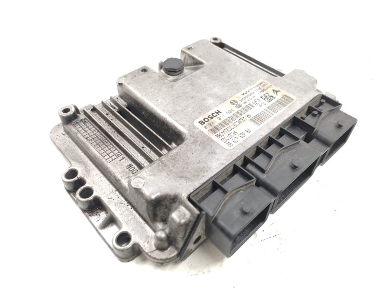 Centralita Motor Uce 9661769080 0281011804  - Citroën C3 Hdi 92 Collection 2