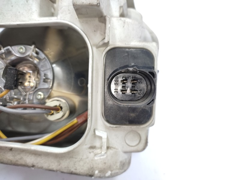 Faro Derecho 14197000  - Volkswagen Passat Berlina (3a2) 1.6 3