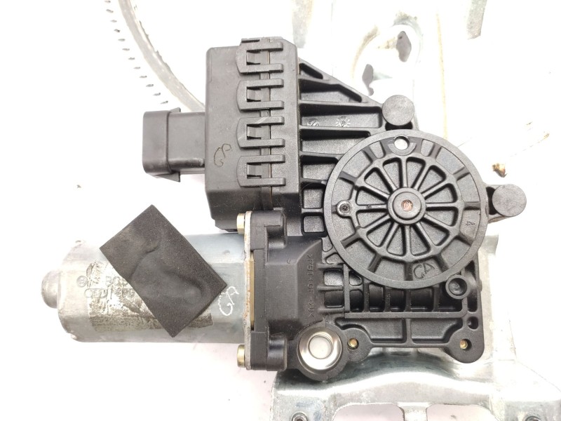 Elevalunas Delantero Izquierdo 90579571 9118664  - Opel Zafira A Monospace (t98) 2.0 Dti 16v (f75) 2