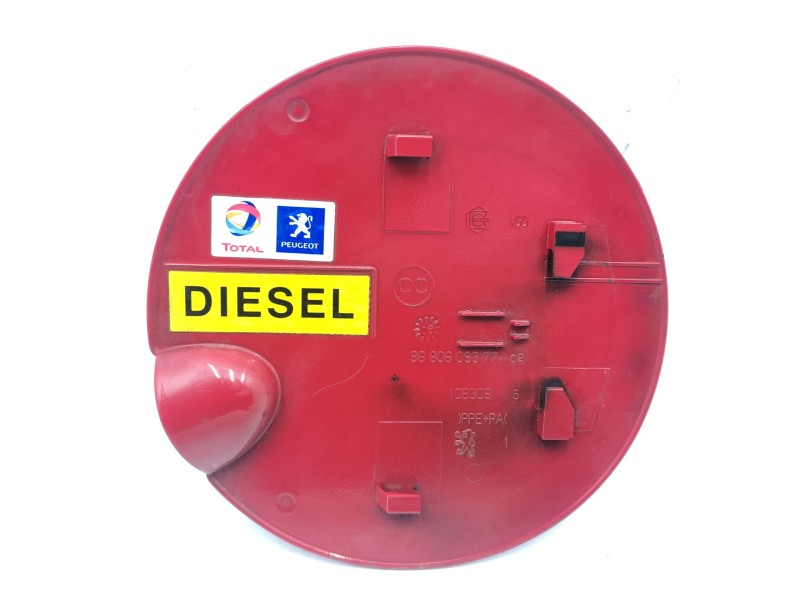 Tapa Exterior Combustible 9680609377 1517e6  - Peugeot 207 Cc Sport 2