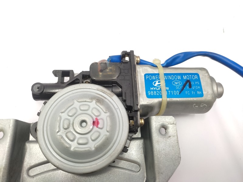 Elevalunas Delantero Derecho 8240217000  - Hyundai Matrix (fc) 1.6 Cat 3