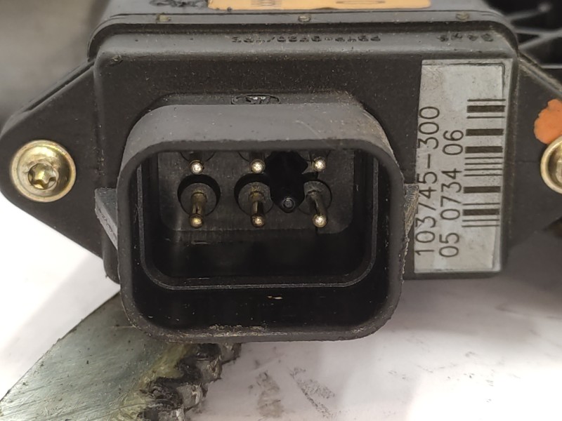 Recambio de elevalunas delantero derecho para opel astra f sedán (t92) 1.6 i 16v (f19, m19) referencia OEM IAM   
