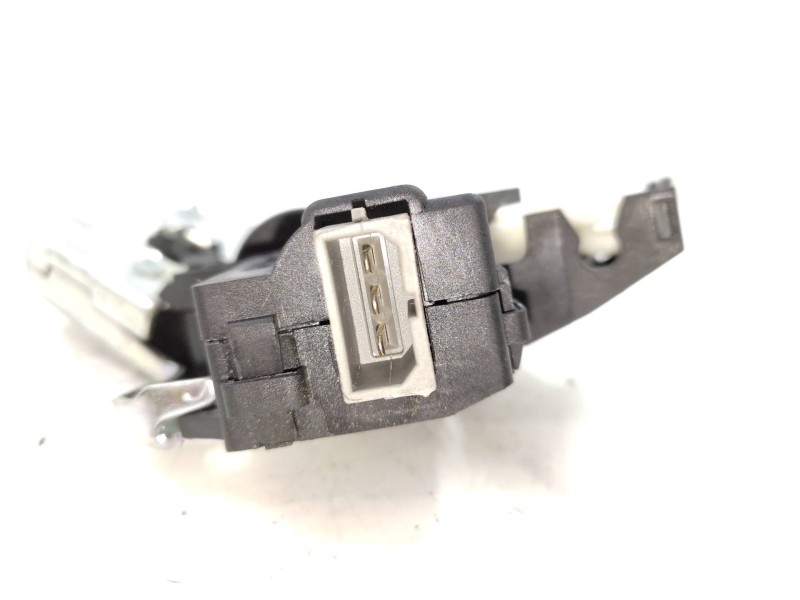 Cerradura Maletero / Porton 4f5827505d  - Audi A8 (4e2) 4.2 Quattro 3