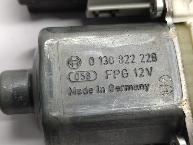 Elevalunas Delantero Izquierdo 1k4837401s 1k48374661a  - Volkswagen Golf V Berlina (1k1) 2.0 Tdi 2