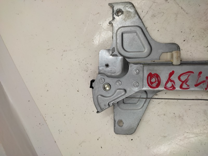 Elevalunas Trasero Derecho 0130822238  - Citroën C4 Berlina Collection 5