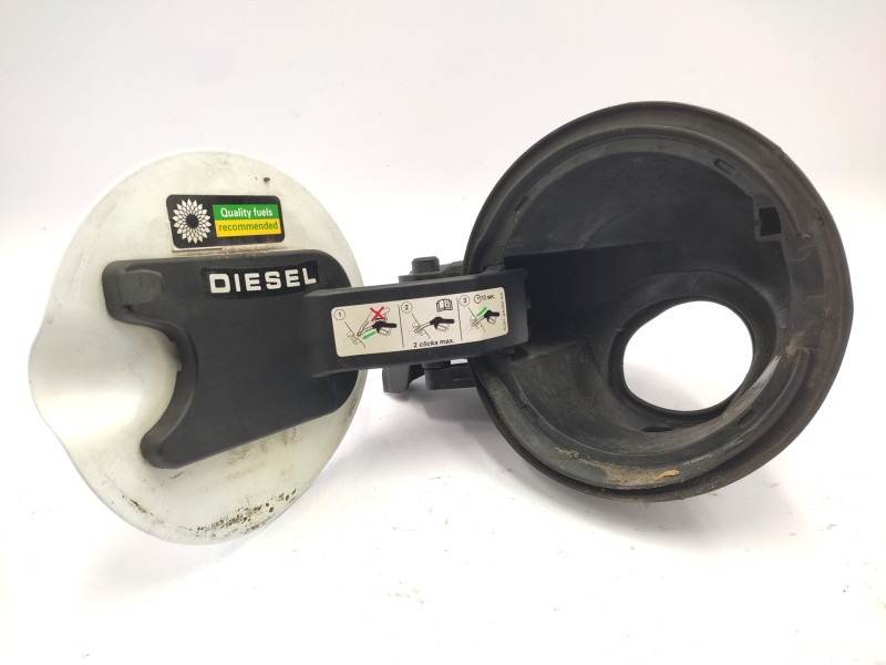 Tapa Exterior Combustible Et76a405a02aa 1844582  - Ford Transit Courier 1.5 Tdci Cat 2