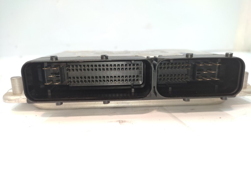 Centralita Motor Uce 038906019bk 0281010305  - Volkswagen Passat Variant (3b5) 1.9 Tdi 6