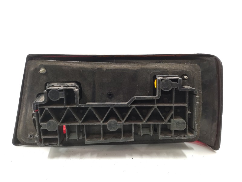 Piloto Trasero Izquierdo 79bg13n004  - Ford Orion L 5
