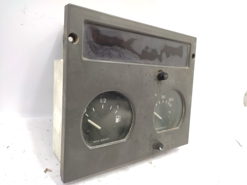 Cuadro Instrumentos 4834952  - Iveco Daily Combi 1989  2.5 Diesel 2